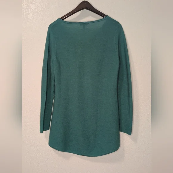 Eileen Fisher 100% Merino Wool Teal V‑Neck Knit Top - Picture 2 of 7